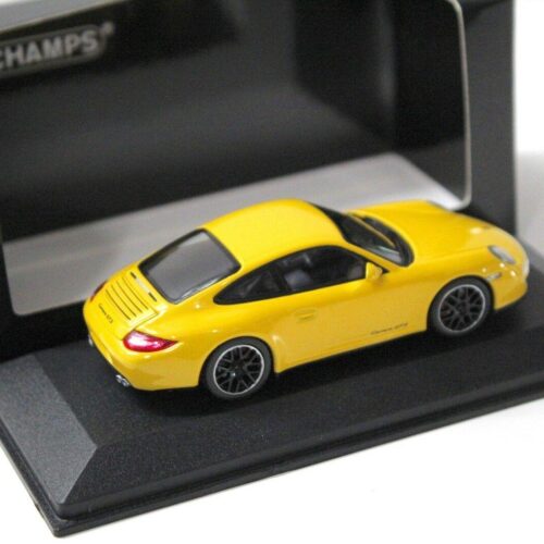 1:43 Minichamps Porsche 911 (997II) Carrera GTS yellow