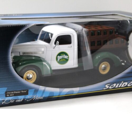 1:18 Solido Chevrolet Brasseur Pick-Up "PERRIER" white/ green