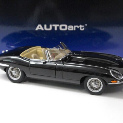 1:18 AUTOart Jaguar E-Type Roadster Series I 3.8 black