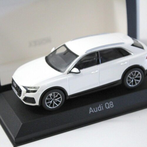 1:43 Norev Audi Q8 SUV 2018 white