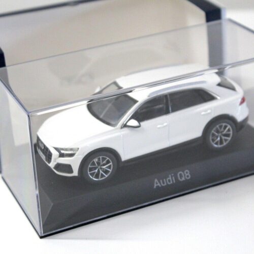 1:43 Norev Audi Q8 SUV 2018 white