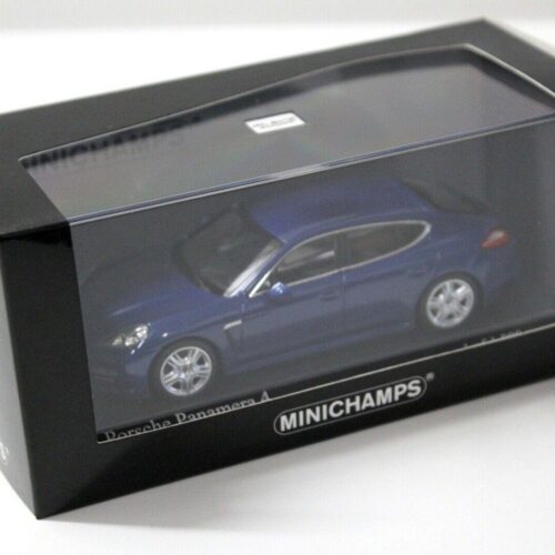 1:43 Minichamps Porsche Panamera 4 Aqua blue