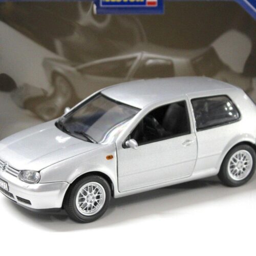 1:18 Revell VW Golf 4 IV GTI silver