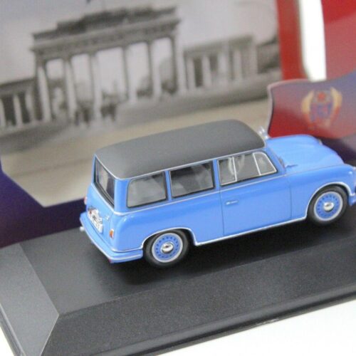 1:43 IST models AWZ P70 Kombi 1957 blue/black