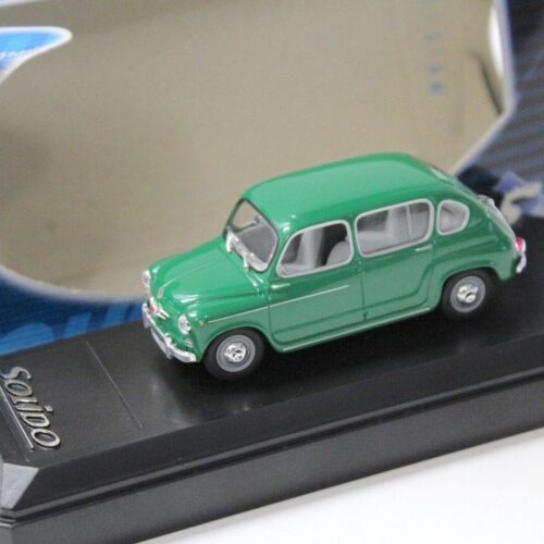 1:43 Solido Seat 800 green 1964