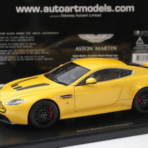 1:18 AUTOart Aston Martin V12 Vantage S yellow