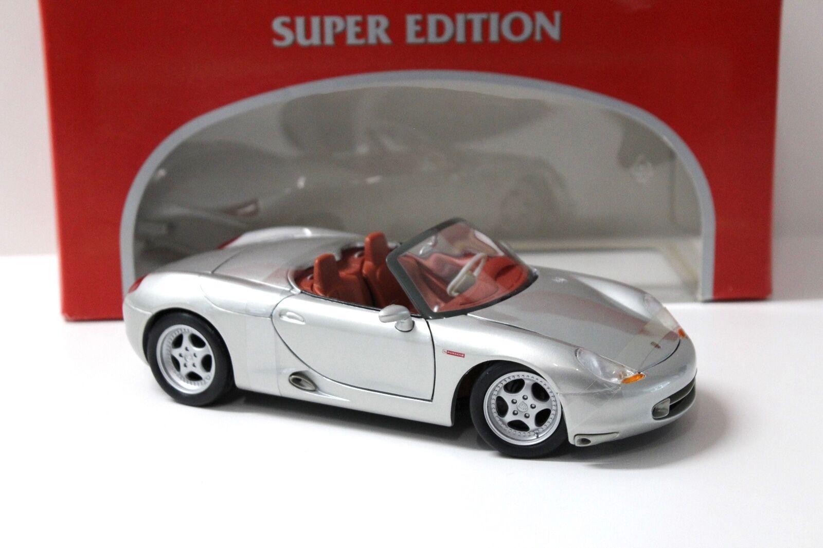 1:18 Maisto Porsche Boxster silver