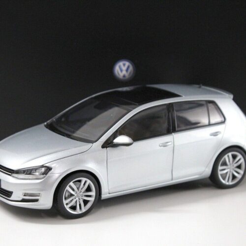 1:18 Norev VW Golf VII 7 silver DEALER VERSION