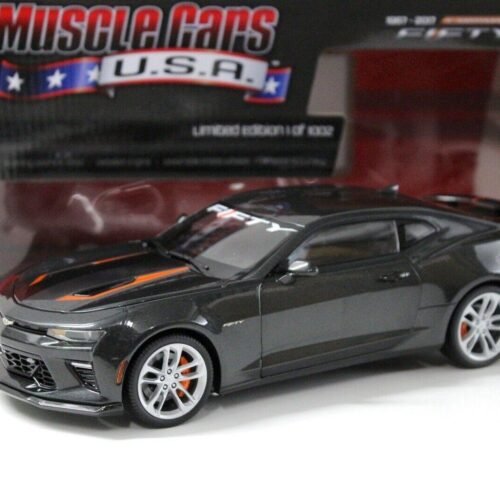 1:18 AUTO World Chevrolet Camaro SS 2017 grey *50th Anniversary*