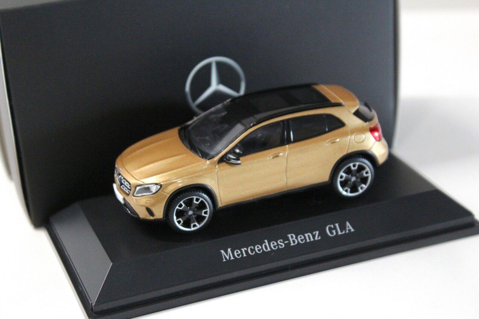 1:43 Spark Minimax Mercedes GLA X156 gold-beige DEALER VERSION
