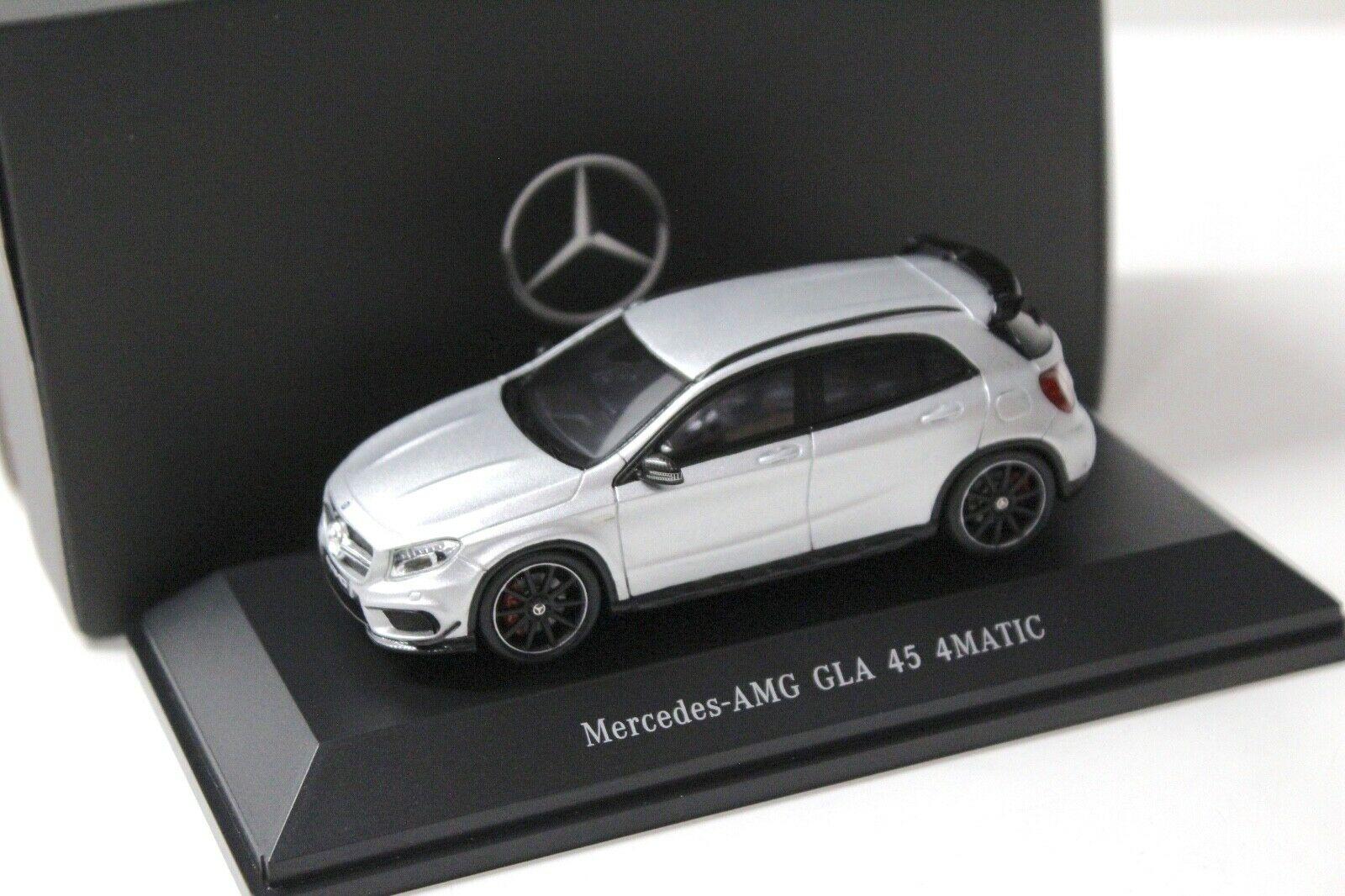 1:43 Spark Mercedes GLA 45 AMG 4Matic silver DEALER VERSION