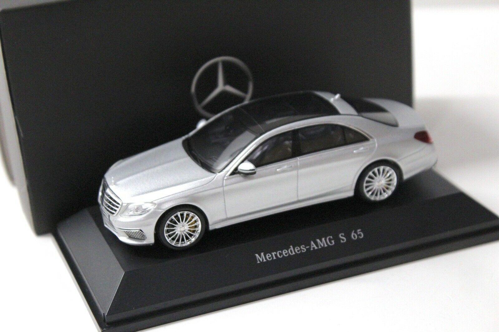 ID 36748 orig.jpg 1:43 Spark Mercedes S65 AMG Limousine silver DEALER VERSION