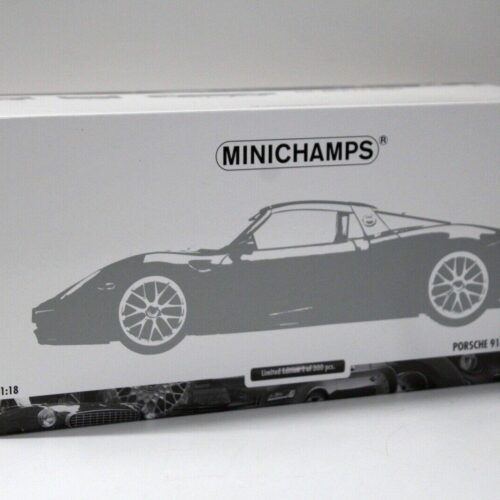 1:18 Minichamps Porsche 918 Spyder #15 Weissach Package matt black