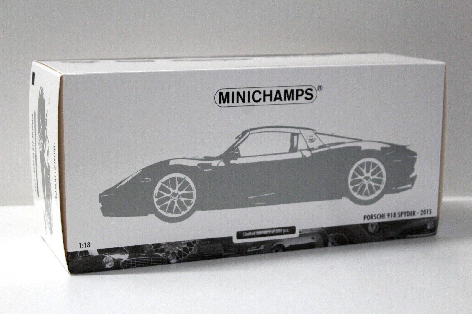 1:18 Minichamps Porsche 918 Spyder #15 Weissach Package matt black