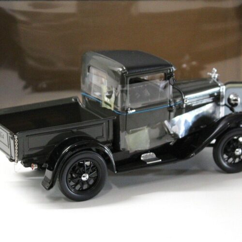 1:18 Motor City Classics Ford Model A Pick-Up grey