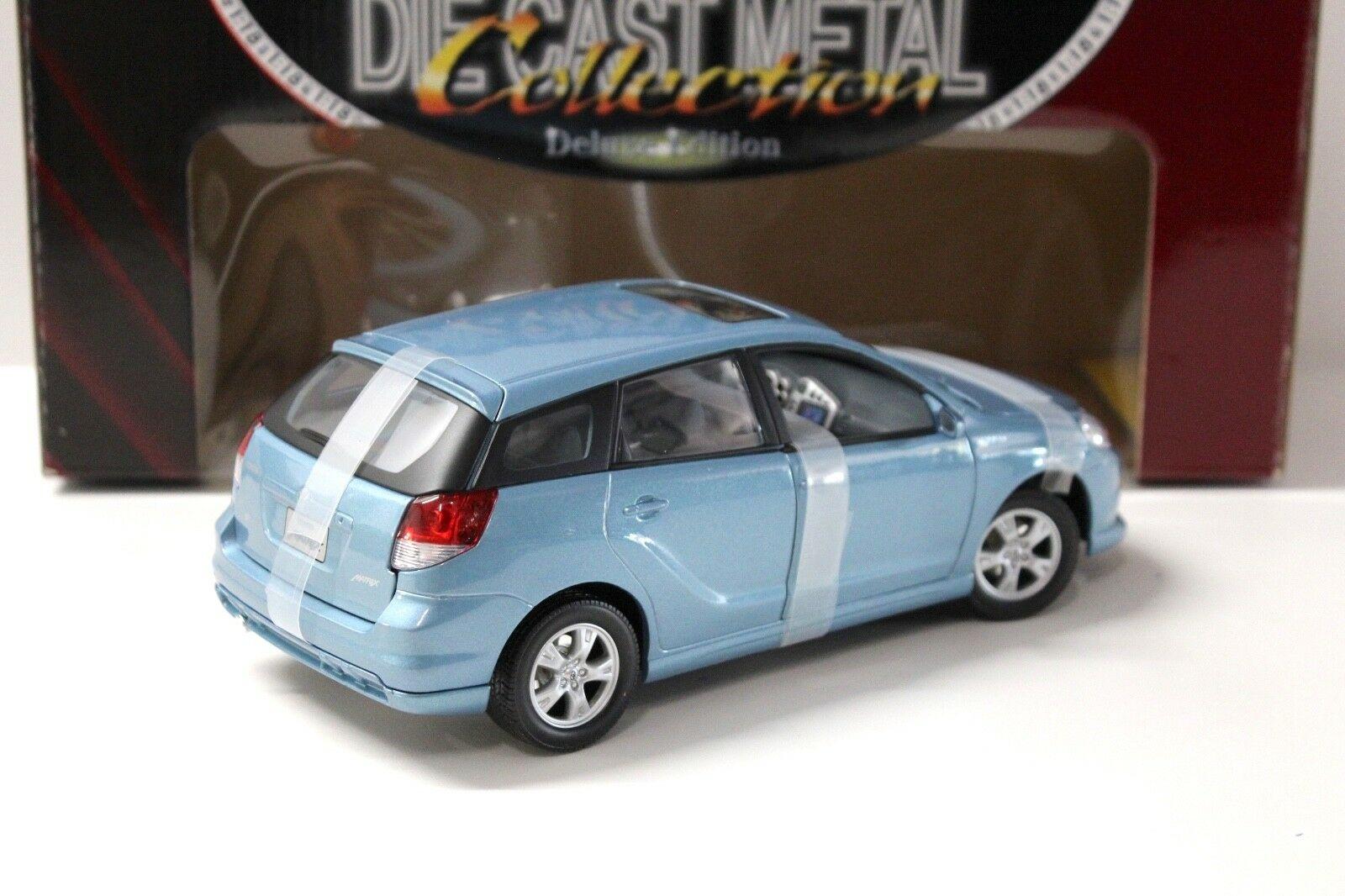 1:18 Road Signature Toyota Matrix 2003 blue