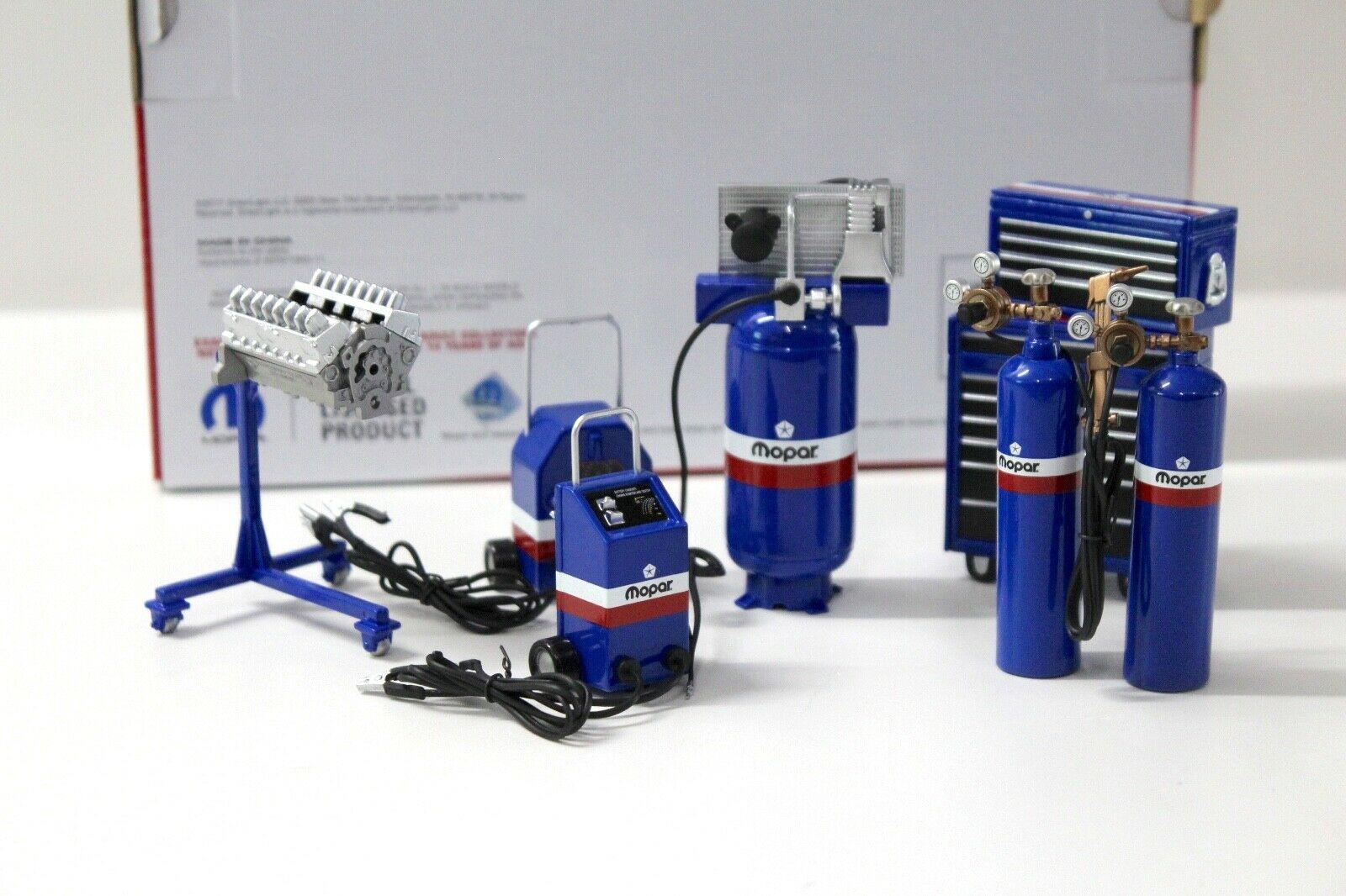 ID 38635 orig.jpg 1:18 GMP Shop Tool Set *MOPAR* Diorama Zubehör