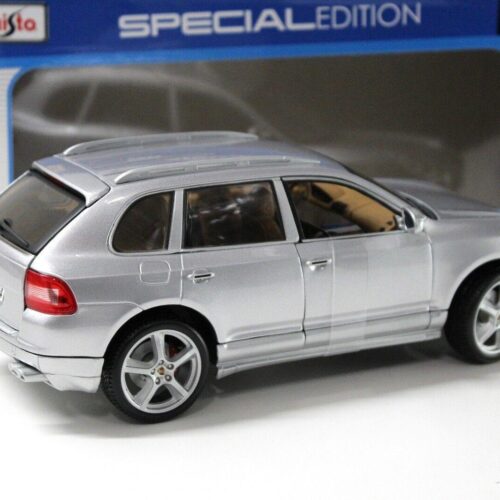 1:18 Maisto Porsche Cayenne Turbo EXCLUSIVE silver