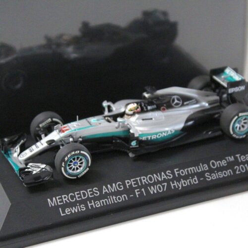 1:43 Minichamps Mercedes AMG Petronas F1 W07 Hamilton 2016 DEALER VERSION