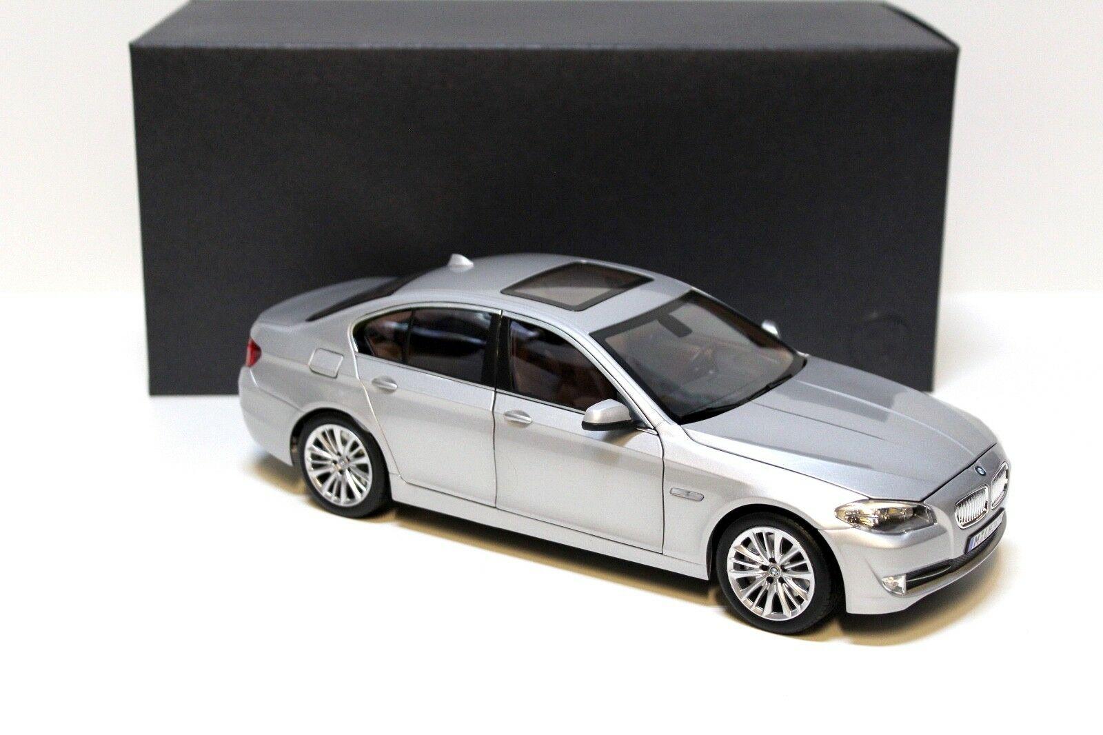 1:18 Norev BMW 550i F10 Limousine silver DEALER VERSION