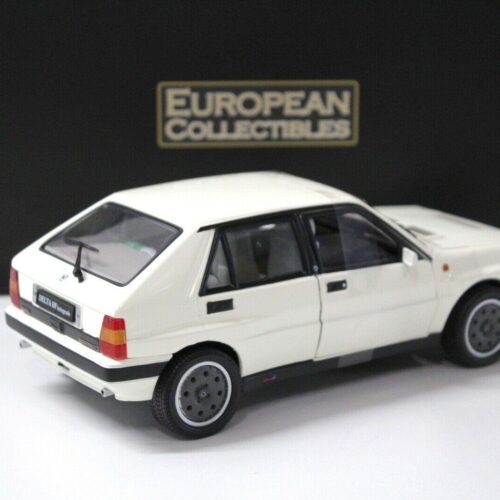 1:18 Sun Star Lancia Delta HF Integrale 8V white