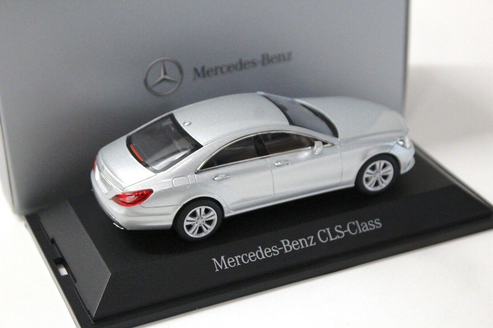 1:43 Norev Mercedes CLS-Klasse C218 Mopf silver DEALER VERSION