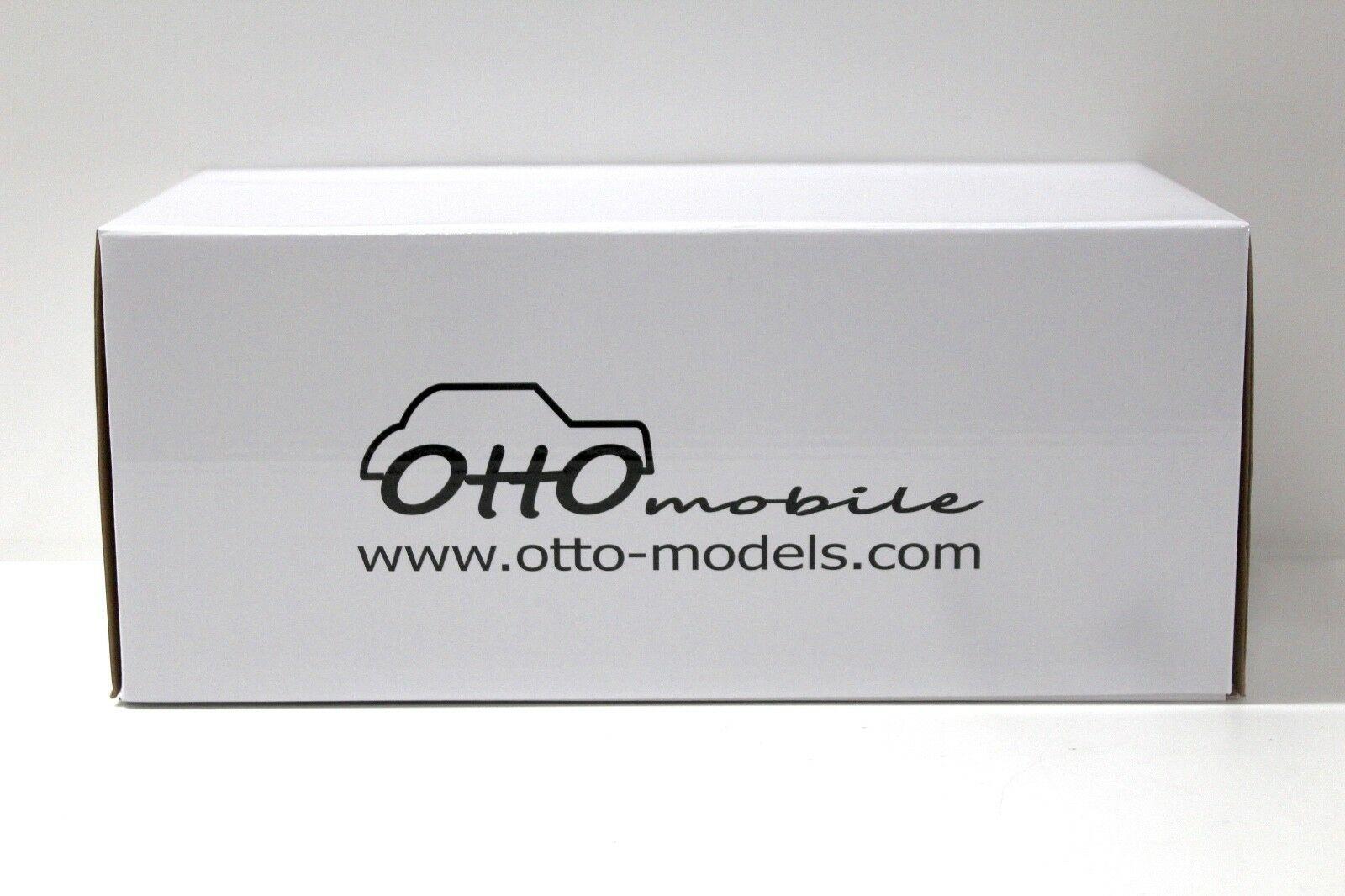 1:18 OTTO mobile OT785 Audi RS4 Avant B7 sepang blue