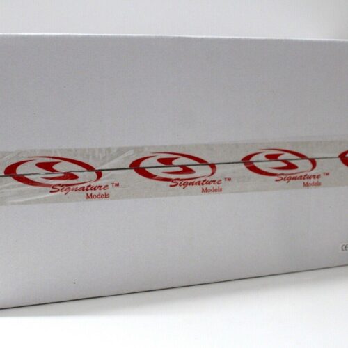 1:50 Signature 1941 GMC Fire Truck Diorama Set DETROIT