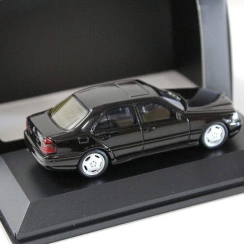 1:43 Spark Minimax Mercedes C43 AMG W202 black DEALER VERSION
