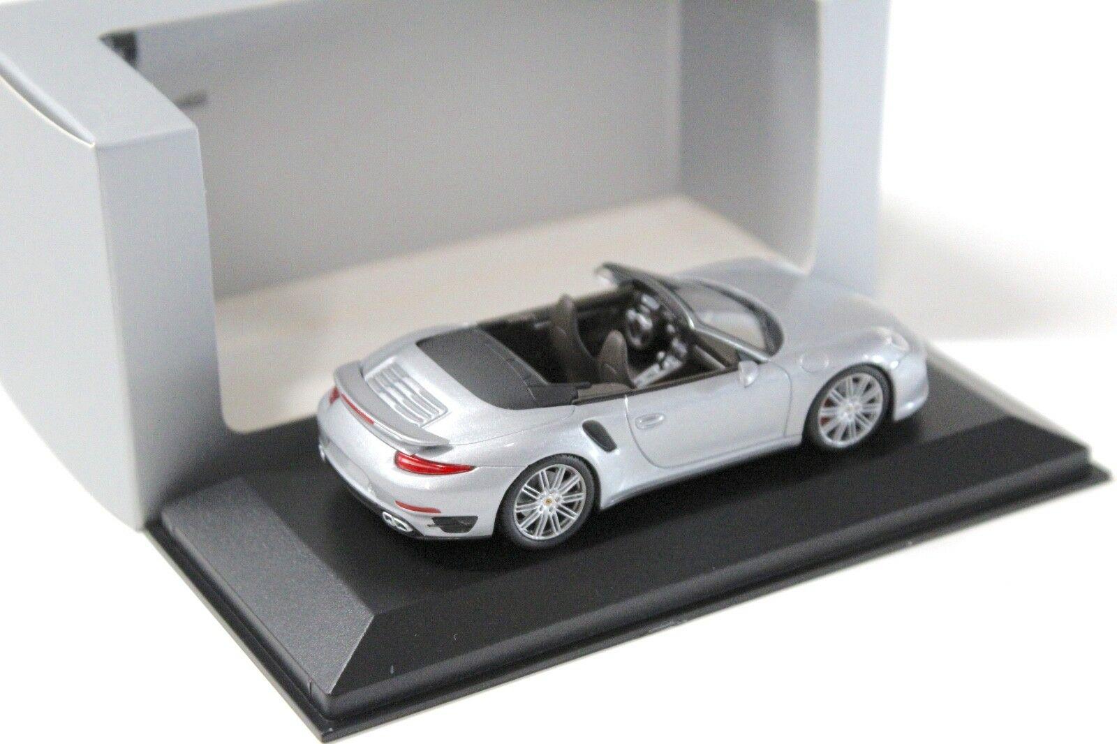 1:43 Minichamps Porsche 911 (991) Turbo Cabriolet silver DEALER VERSION