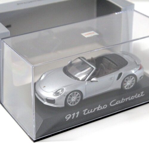 1:43 Minichamps Porsche 911 (991) Turbo Cabriolet silver DEALER VERSION