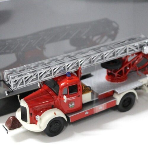1:43 Minichamps Mercedes L3500 DL17 Feuerwehr 1950 red/ white