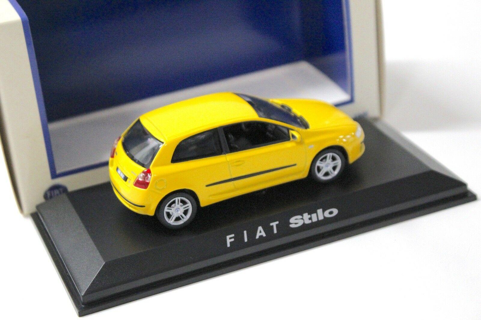1:43 Norev Fiat Stilo yellow