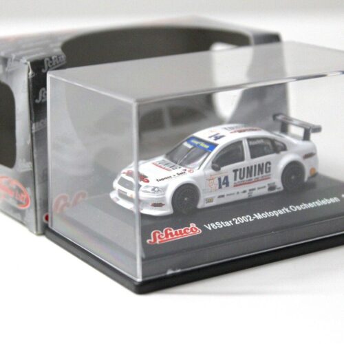 1:87 Schuco V8Star VW Passat 2002 Motopark Oschersleben #14