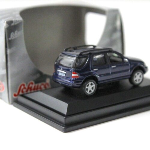 1:87 Schuco Mercedes ML-Klasse dark blue