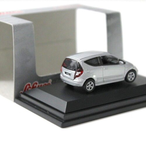 1:87 Schuco Mercedes A-Klasse A200 silver