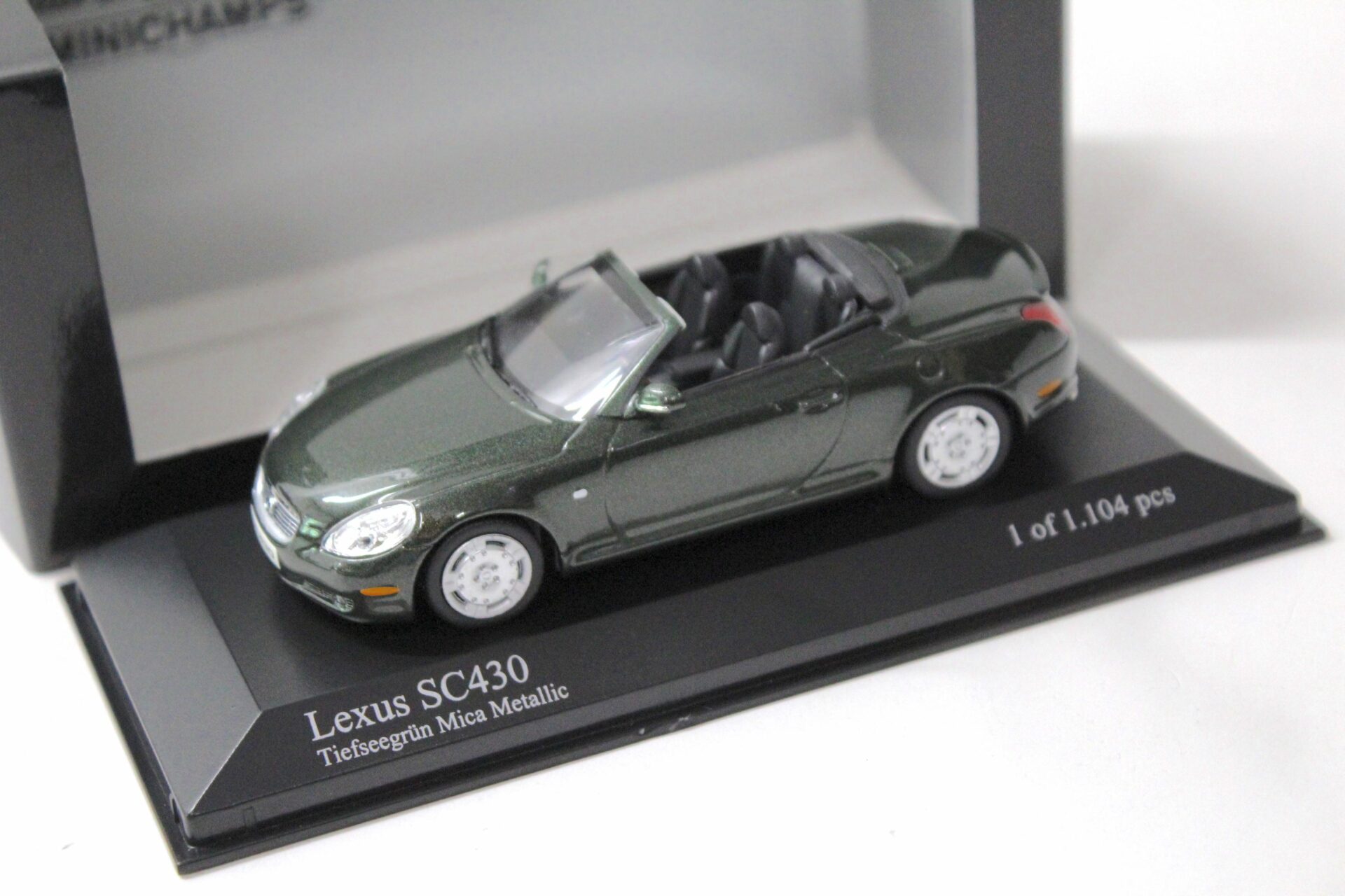 1:43 Minichamps Lexus SC 430 Cabriolet 2001 green metallic