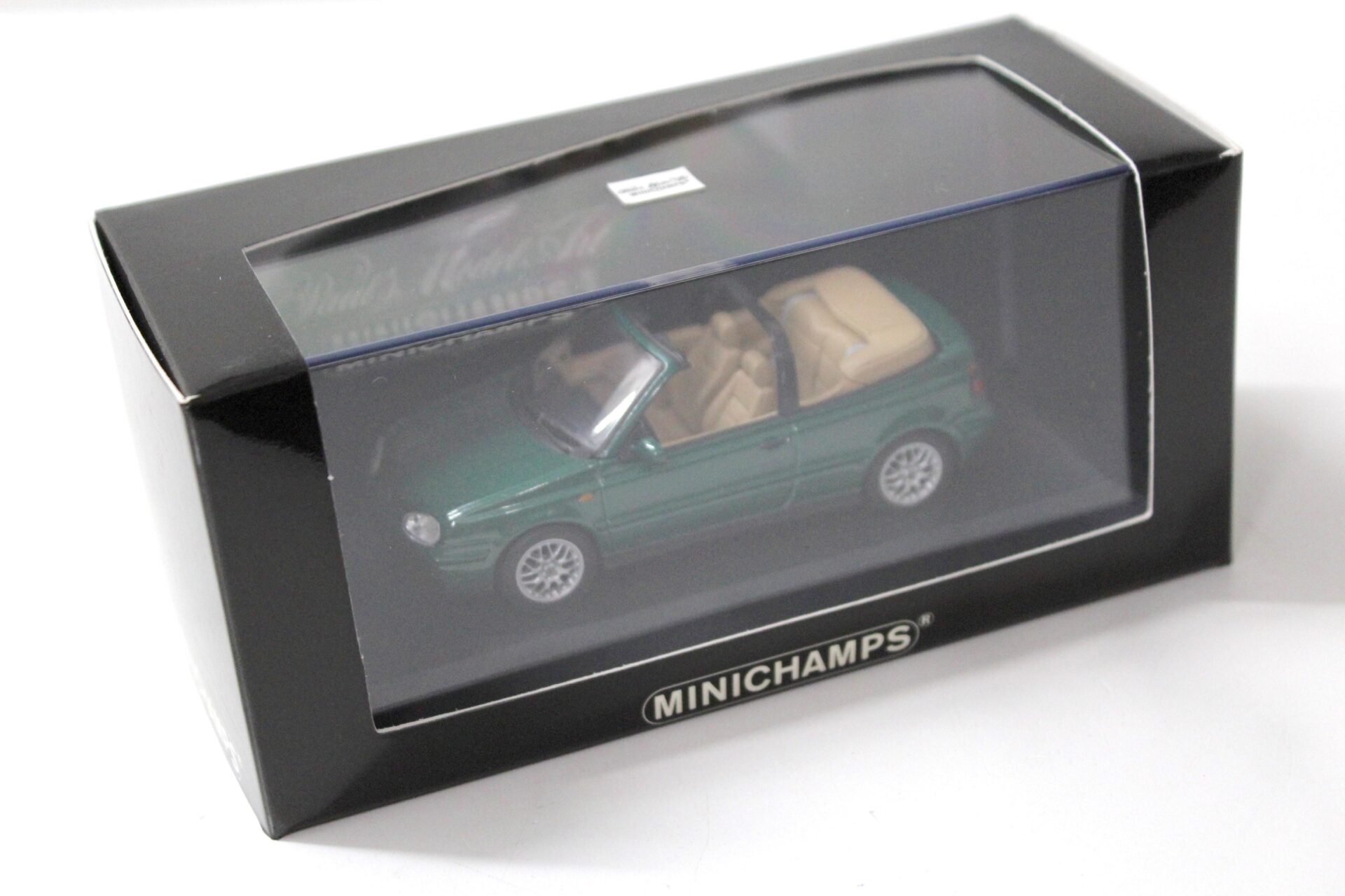 1:43 Minichamps VW Golf IV 4 Cabriolet 1999 bright green pearl effect
