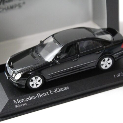 1:43 Minichamps Mercedes E-Klasse W211 Limousine black 2002