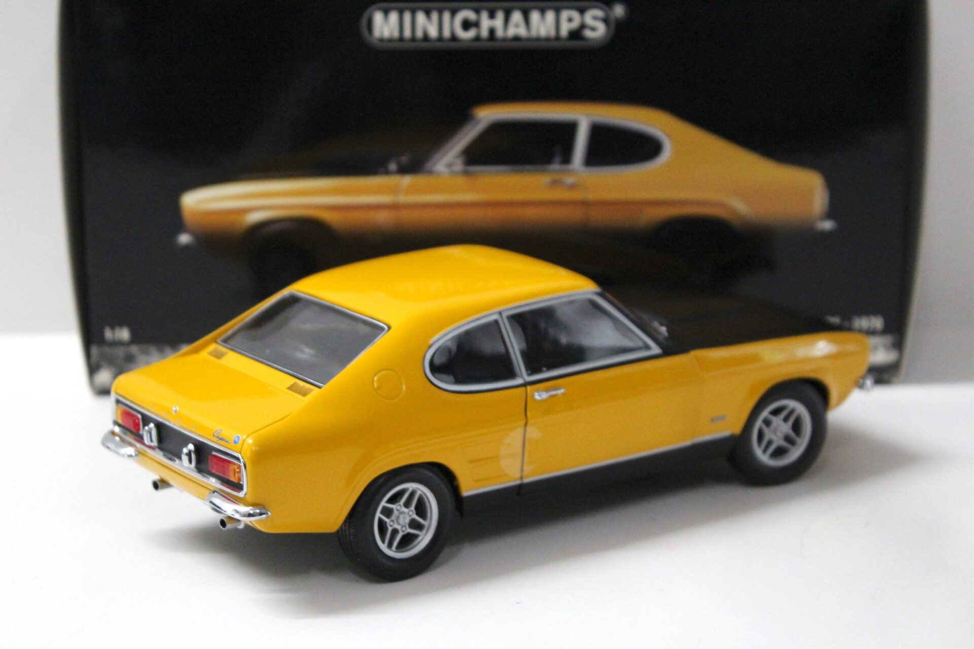 1:18 Minichamps Ford Capri 2600 RS 1970 yellow/ black