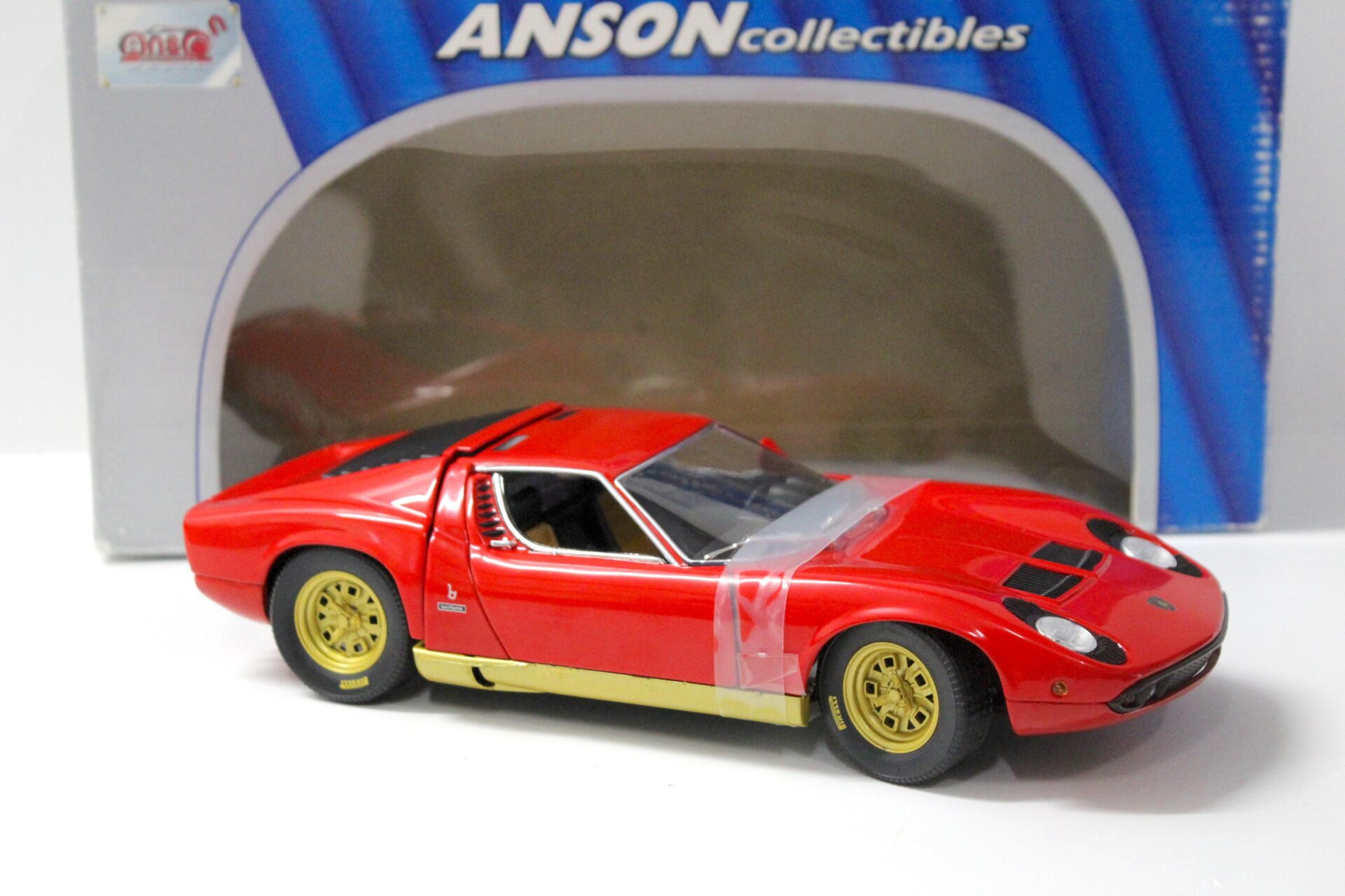 1:18 Anson Lamborghini Miura Coupe red