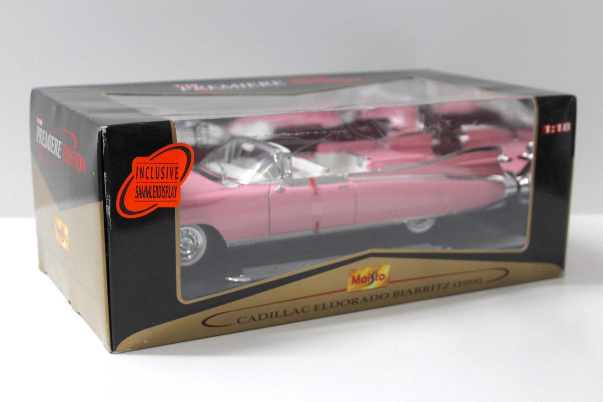 1:18 Maisto Cadillac Eldorado Biarritz 1959 Convertible pink/ rosa