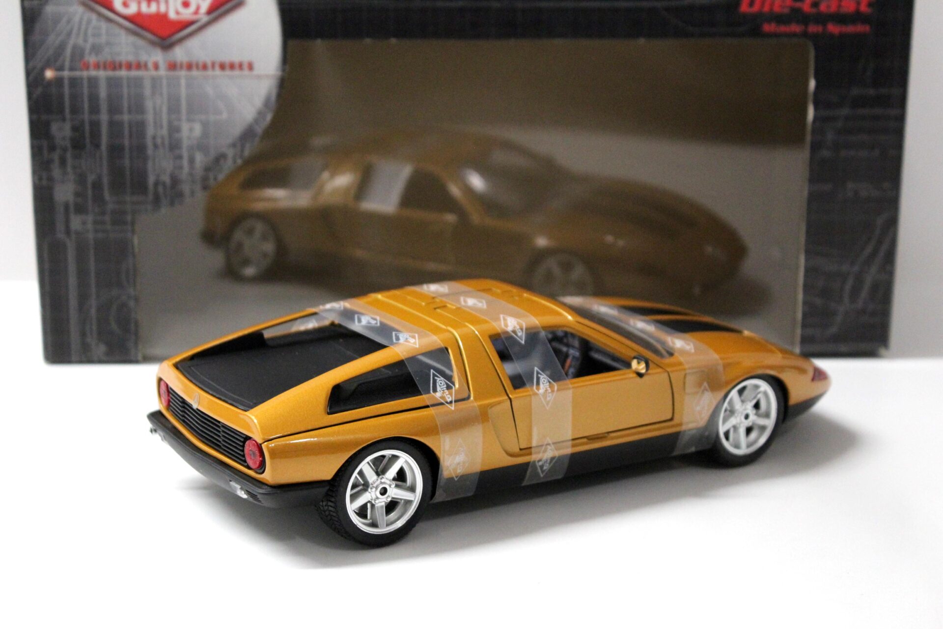 1:18 Guiloy Mercedes C-111 Coupe 1969 gold-metallic