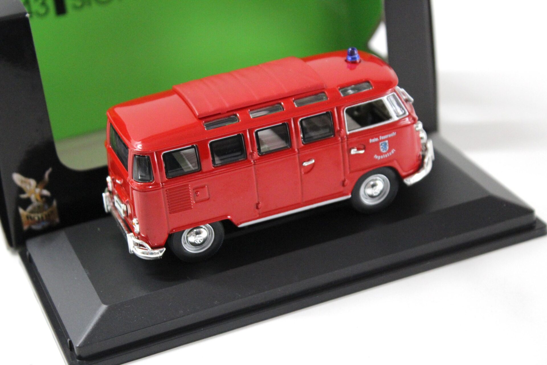 1:43 Road Signature 1962 VW Bus T1 Microbus FEUERWEHR red