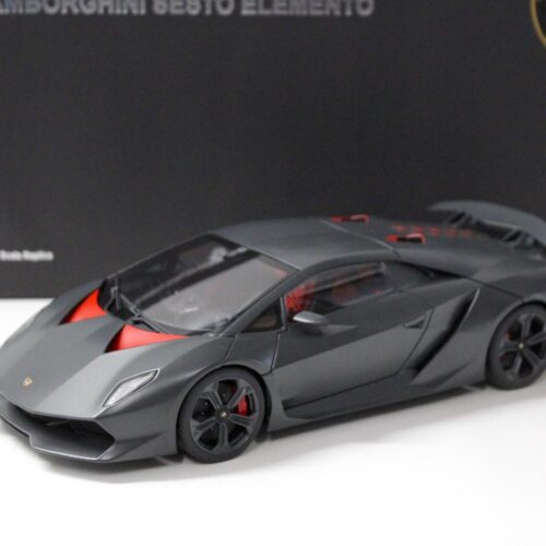 1:18 AUTOart Lamborghini Sesto Elemento Grey Carbon Fiber Pattern