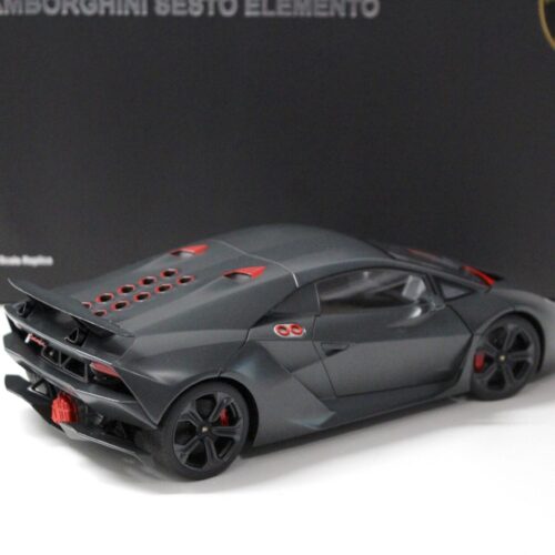 1:18 AUTOart Lamborghini Sesto Elemento Grey Carbon Fiber Pattern