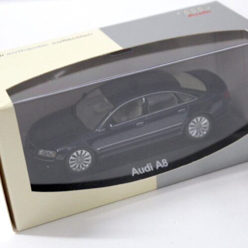 1:43 Minichamps Audi A8 Typ D3 Limousine dark blue DEALER