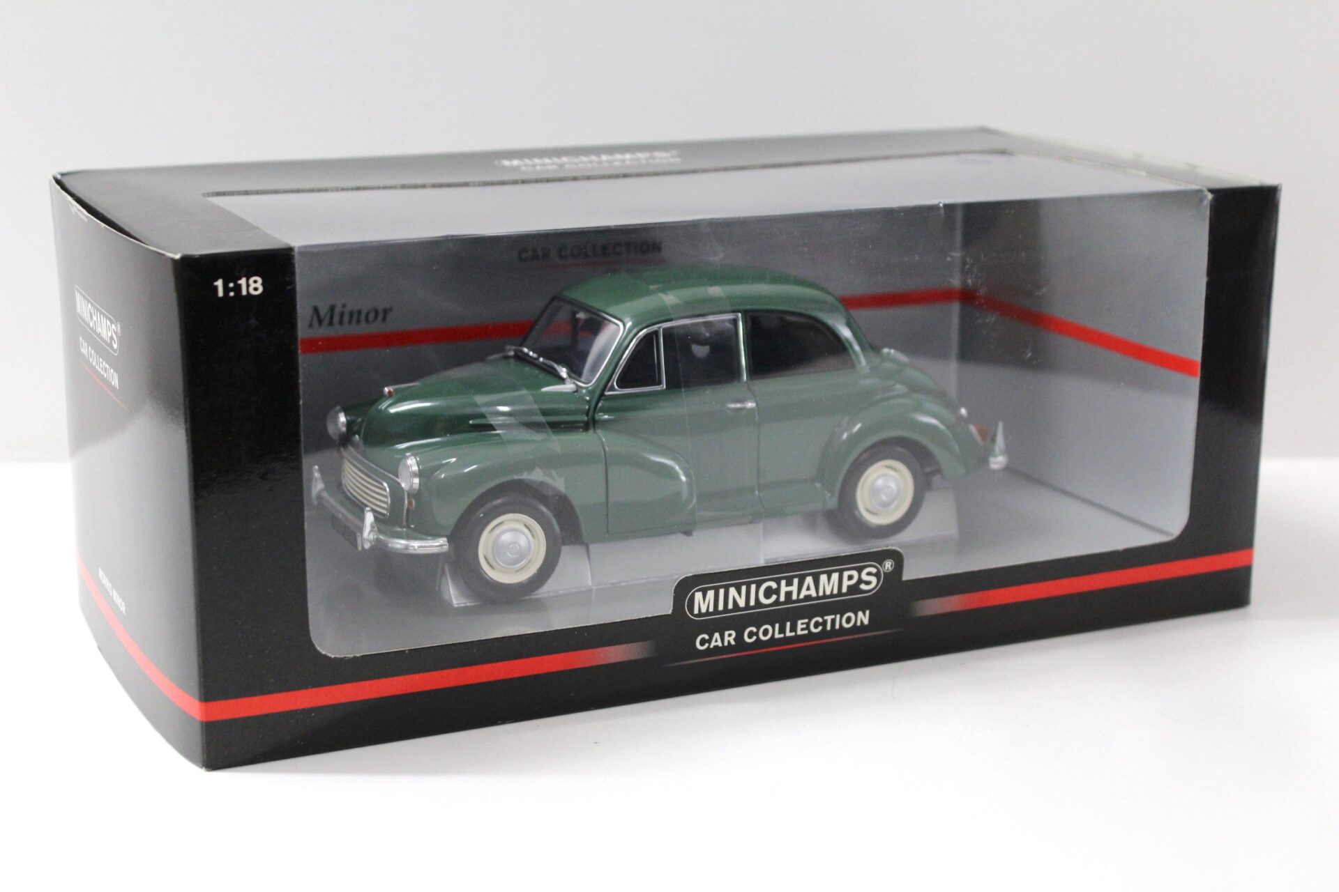 1:18 Minichamps Morris Minor green