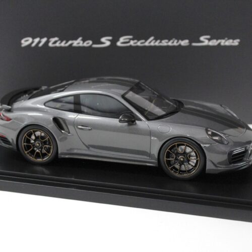 1:18 Spark Porsche 911 (991) Turbo S Exclusive Series agate grey DEALER VERSION