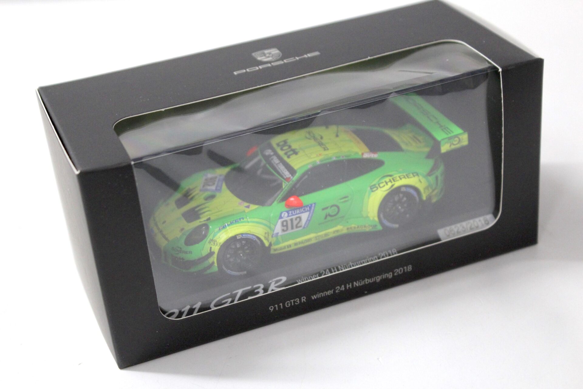 1:43 Minichamps Porsche 911 GT3 R Manthey Racing #912 Winner 24h Nürburgring 2018 DEALER VERSION